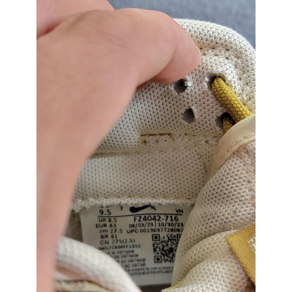 Nike Dunk Low Retro Shoes Mens Size 9.5 Yellow‎ White FZ4042-716 University Gold main image 5
